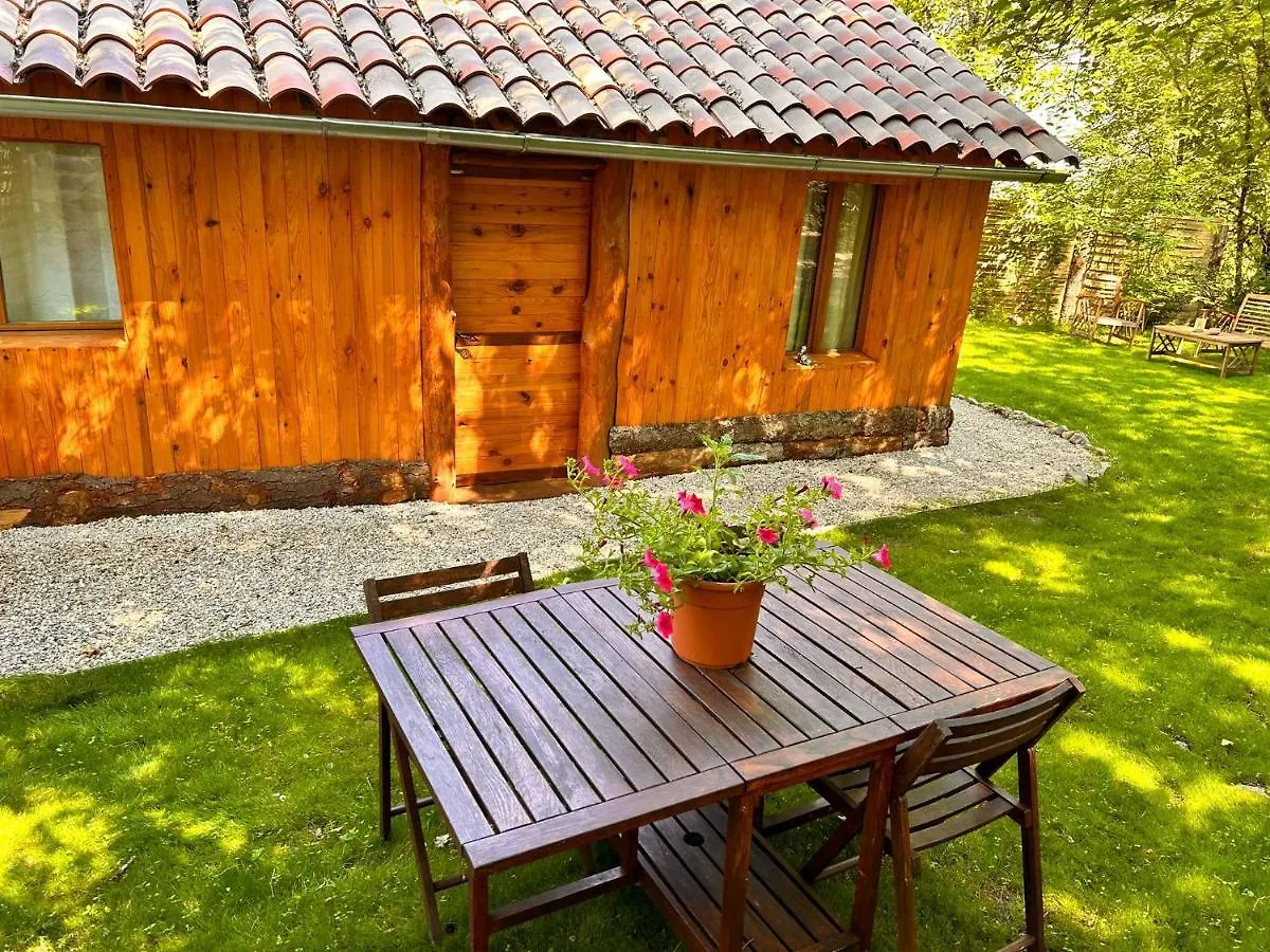 Appartement Chalet Prive Cosy à Malaussene